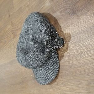 Herringbone Brimmed Grey Hat Bass NWT